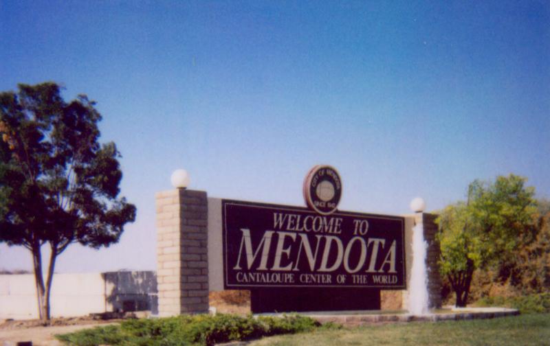  Mendota entrance sign 2006