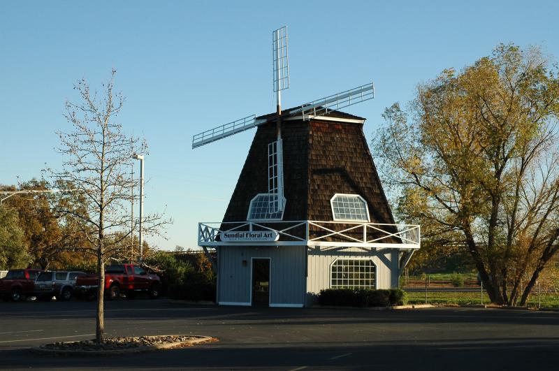  Windmill Palo Cedro