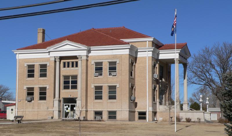  Wallace County, Kansas courthouse from S 1
