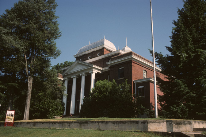  Stokes County Courthouse, Danbury ( Stokes County, North Carolina)