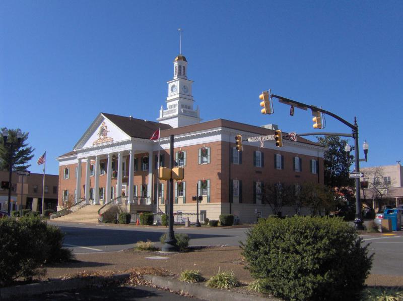  Mcminn-county-courthouse1
