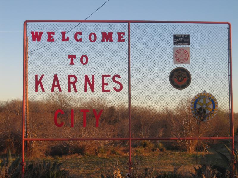  Karnes City, T X, welcome sign I M G 2719
