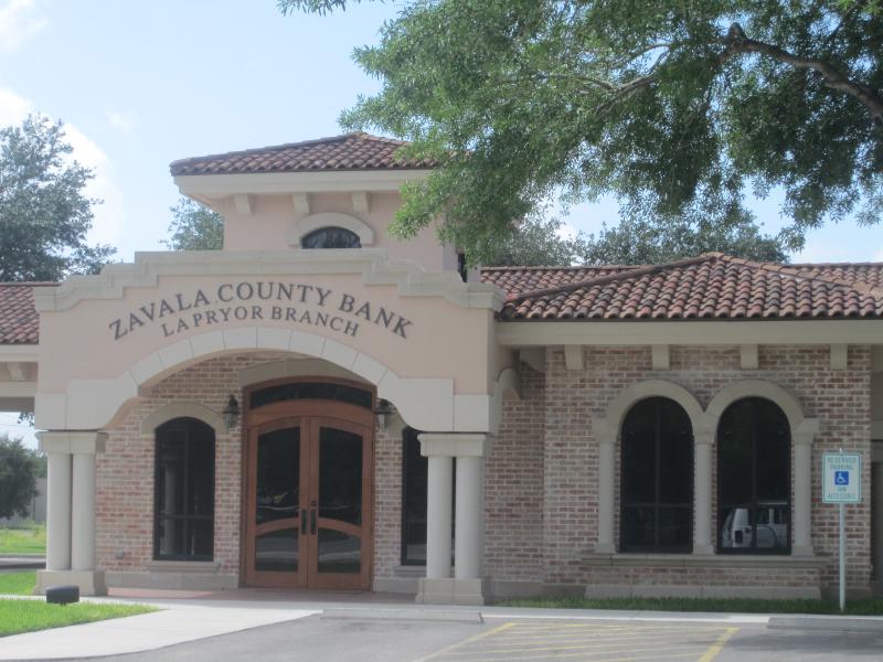  Zavala County Bank, La Pryor, T X I M G 4250
